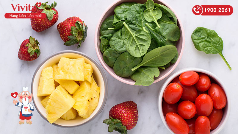 Rau xanh và trái cây là những thực phẩm mát gan hiệu quả và dễ tìm
