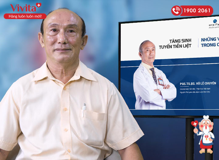 Bác sĩ Vũ Lê Chuyên trong một buổi chia sẻ kinh nghiệm về các bệnh nam khoa