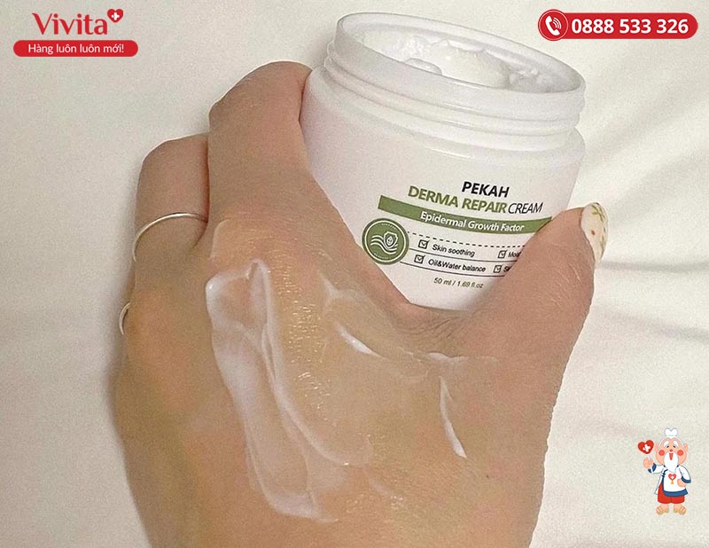 Pekah Derma Repair Cream giúp cân bằng độ ẩm trên da