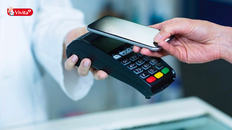 Tiêm chủng tại VNVC chấp nhận đa dạng các hình thức thanh toán như thanh toán tiền mặt, thanh toán qua các ứng dụng thương mại điện tử, thanh toán qua thẻ tín dụng