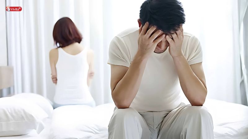 Nội tiết tố thay đổi, tuổi tác