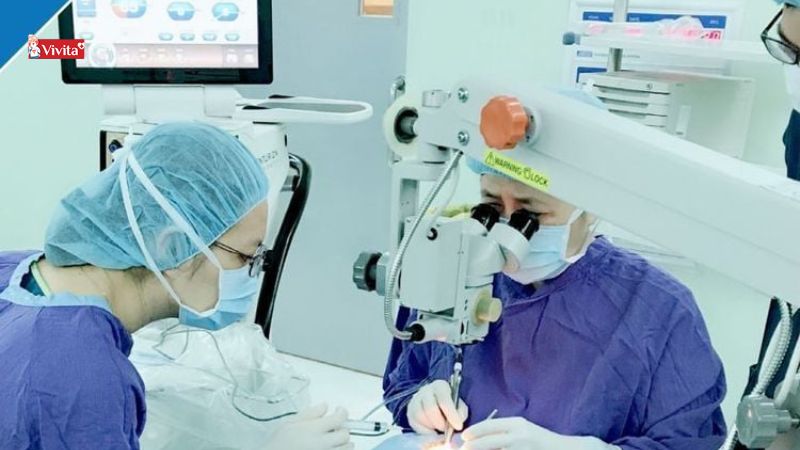 phẫu thuật khúc xạ