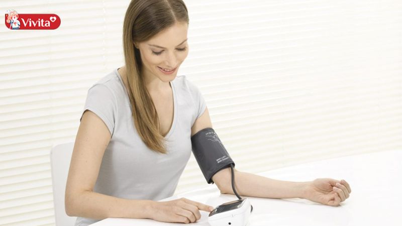 máy đo huyết áp omron