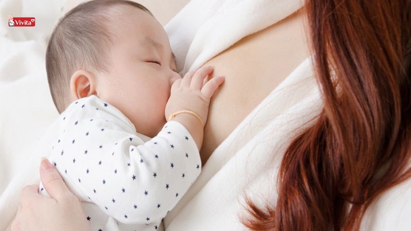 sữa mẹ cho trẻ 6 tháng