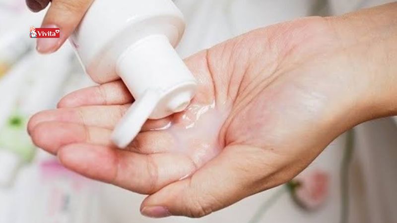 dung dịch vệ sinh cho bé